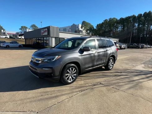 Used 2019 Honda Pilot EX image 2