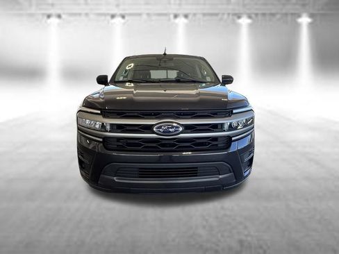 Used 2024 Ford Expedition XLT RWD image 10