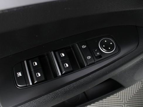 Used 2024 Kia Forte LXS w/ LXS Technology Package image 14