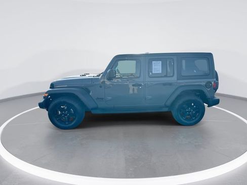 Used 2022 Jeep Wrangler Unlimited Sport AWD/4WD image 5