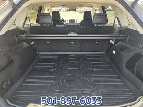 Certified 2022 Ford Edge SEL w/ Sport Appearance Package AWD/4WD image 17