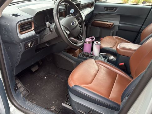 Used 2023 Ford Maverick Lariat w/ Lariat Luxury Package FWD image 7
