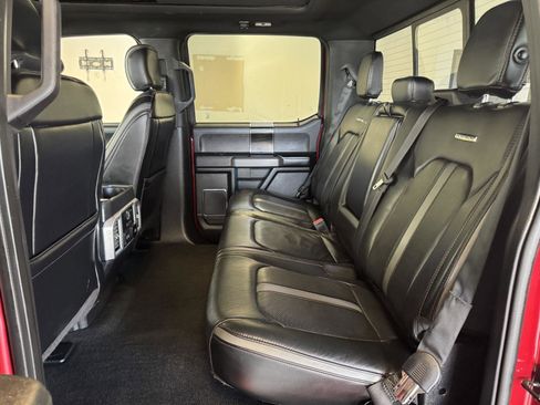 Used 2019 Ford F150 Platinum w/ Equipment Group 701A Luxury image 31