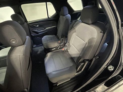 Used 2023 Chevrolet Traverse LT AWD/4WD image 23