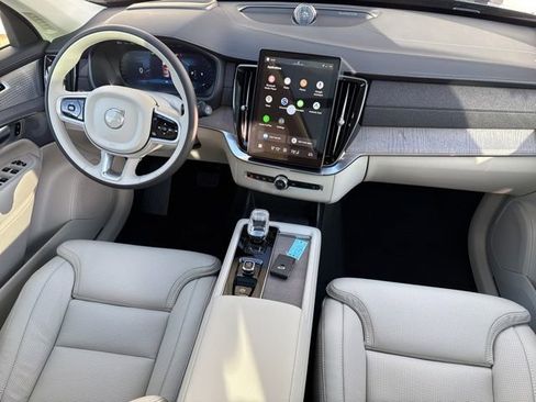 New 2026 Volvo XC90 B6 Ultra w/ Protection Package AWD/4WD image 6