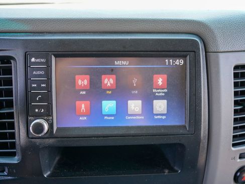 Used 2019 Nissan NV 2500 SV w/ Back Door Glass Package RWD image 23