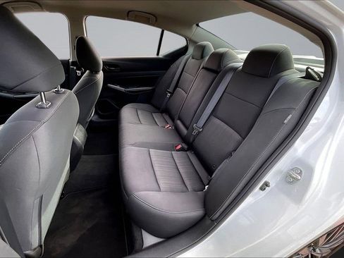 Used 2025 Nissan Altima 2.5 SV image 22