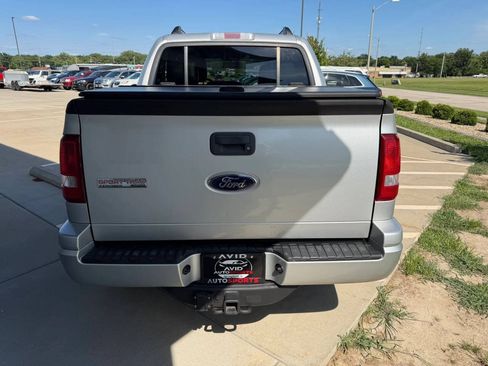 Used 2009 Ford Explorer Sport Trac Limited RWD image 5