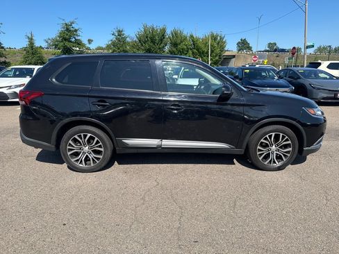 Used 2016 Mitsubishi Outlander SE AWD/4WD image 8
