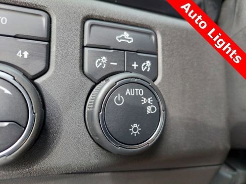 Used 2022 Chevrolet Silverado 1500 LT image 24