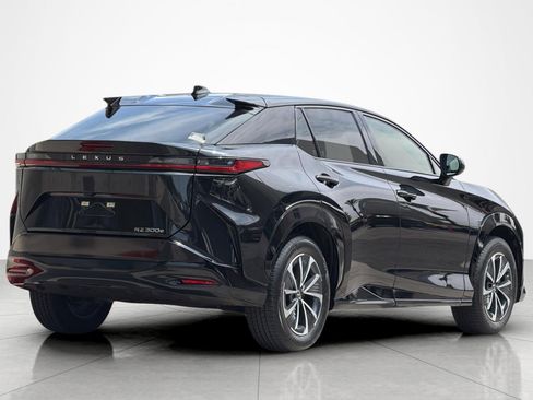 Used 2024 Lexus RZ 300e Premium FWD image 5