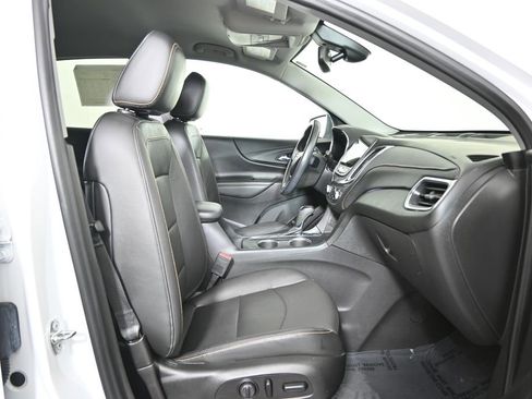 Used 2020 Chevrolet Equinox Premier AWD/4WD image 13