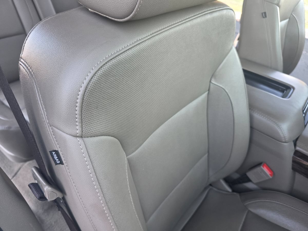 Used 2019 GMC Yukon XL SLT w/ Open Road Package AWD/4WD image 36