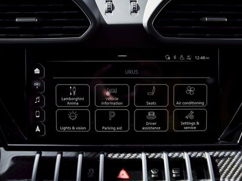 Used 2021 Lamborghini Urus AWD/4WD image 74