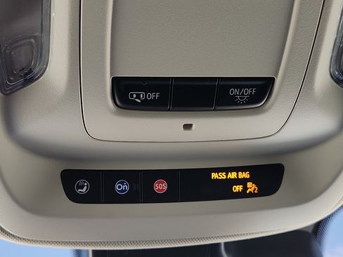 Used 2023 Buick Envision Preferred w/ Sport Touring Package AWD/4WD image 16