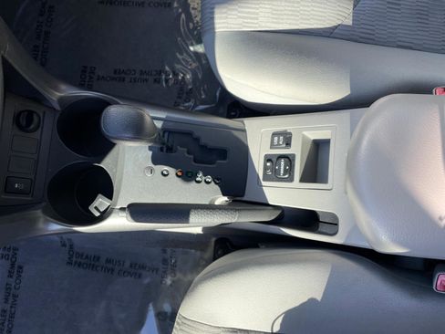 Used 2012 Toyota RAV4 4WD image 26