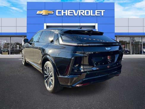 Used 2024 Cadillac Lyriq Sport RWD image 6