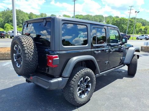 Used 2025 Jeep Wrangler Unlimited Rubicon 4xe w/ Safety Group AWD/4WD image 23
