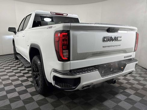 New 2026 GMC Sierra 1500 Elevation image 8