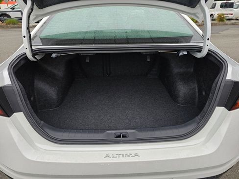 New 2026 Nissan Altima 2.5 SV w/ SV Special Edition Package AWD/4WD image 11