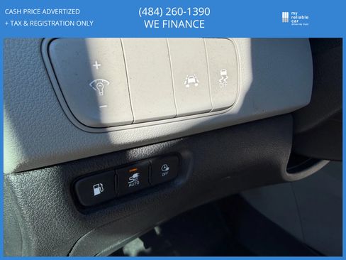 Used 2019 Kia Niro LX image 18