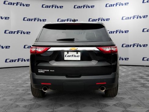Used 2018 Chevrolet Traverse LS AWD/4WD image 4