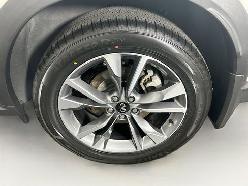 Used 2023 INFINITI QX60 Luxe image 11