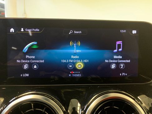 Used 2023 Mercedes-Benz GLB 250 4MATIC w/ AMG Line image 38