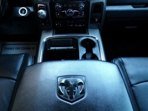 Used 2018 RAM 1500 Sport AWD/4WD image 32