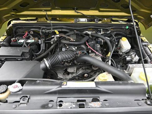 Used 2010 Jeep Wrangler Sport AWD/4WD image 14