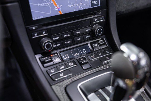 Used 2018 Porsche 911 GT3 RWD image 47