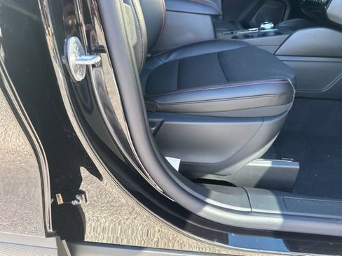 New 2026 Ford Escape ST-Line w/ Tech Pack #1 FWD image 32