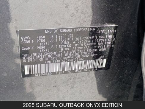 Used 2025 Subaru Outback Onyx Edition AWD/4WD image 27