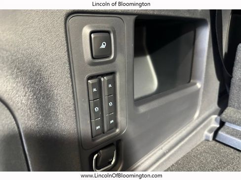 Used 2025 Ford Expedition Tremor AWD/4WD image 31