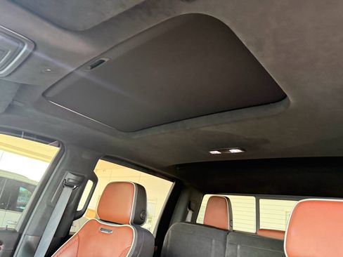 Used 2024 GMC Sierra 3500 Denali Ultimate image 9