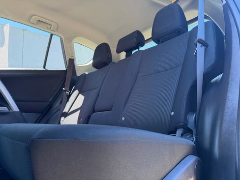 Used 2018 Toyota RAV4 LE w/ All Weather Liner Package AWD/4WD image 9