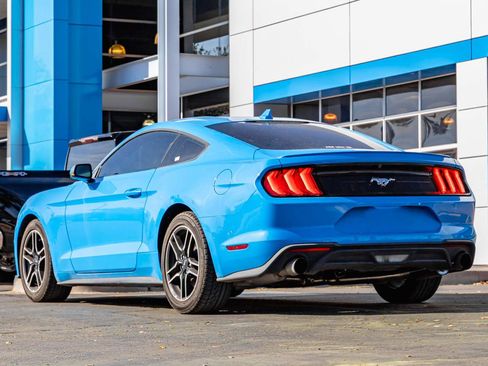 Used 2022 Ford Mustang Premium w/ Equipment Group 201A image 3