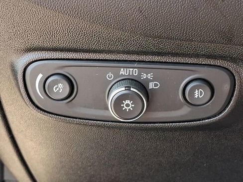 Used 2019 Chevrolet Equinox Premier AWD/4WD image 24