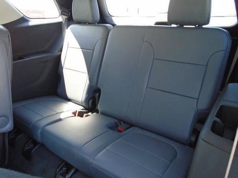 Used 2019 Chevrolet Traverse LT AWD/4WD image 20