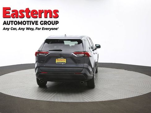 Used 2022 Toyota RAV4 LE image 38