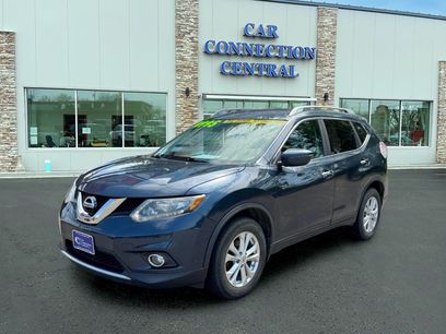 Used 2016 Nissan Rogue SV
