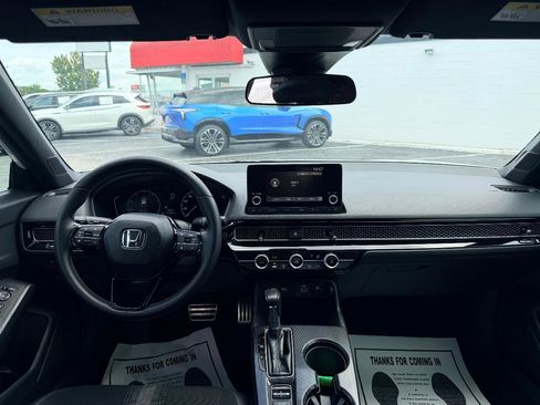 Used 2023 Honda Civic Sport image 26