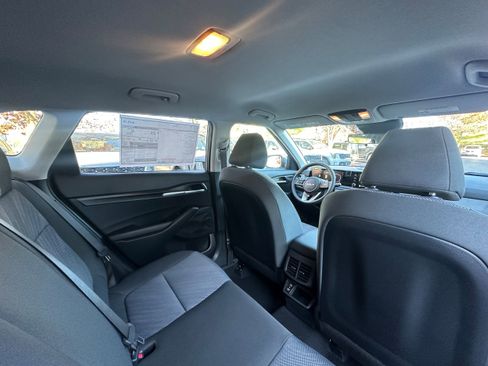 New 2026 Kia Seltos LX image 18