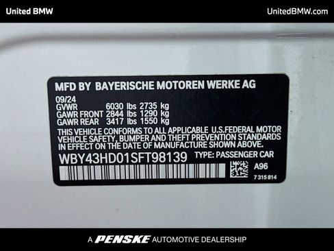 Used 2025 BMW i4 xDrive40i image 15