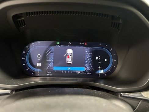 Used 2025 Volvo XC60 B5 Plus w/ Protection Package Premier image 20