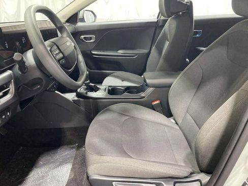 New 2026 Kia K4 LXS image 13
