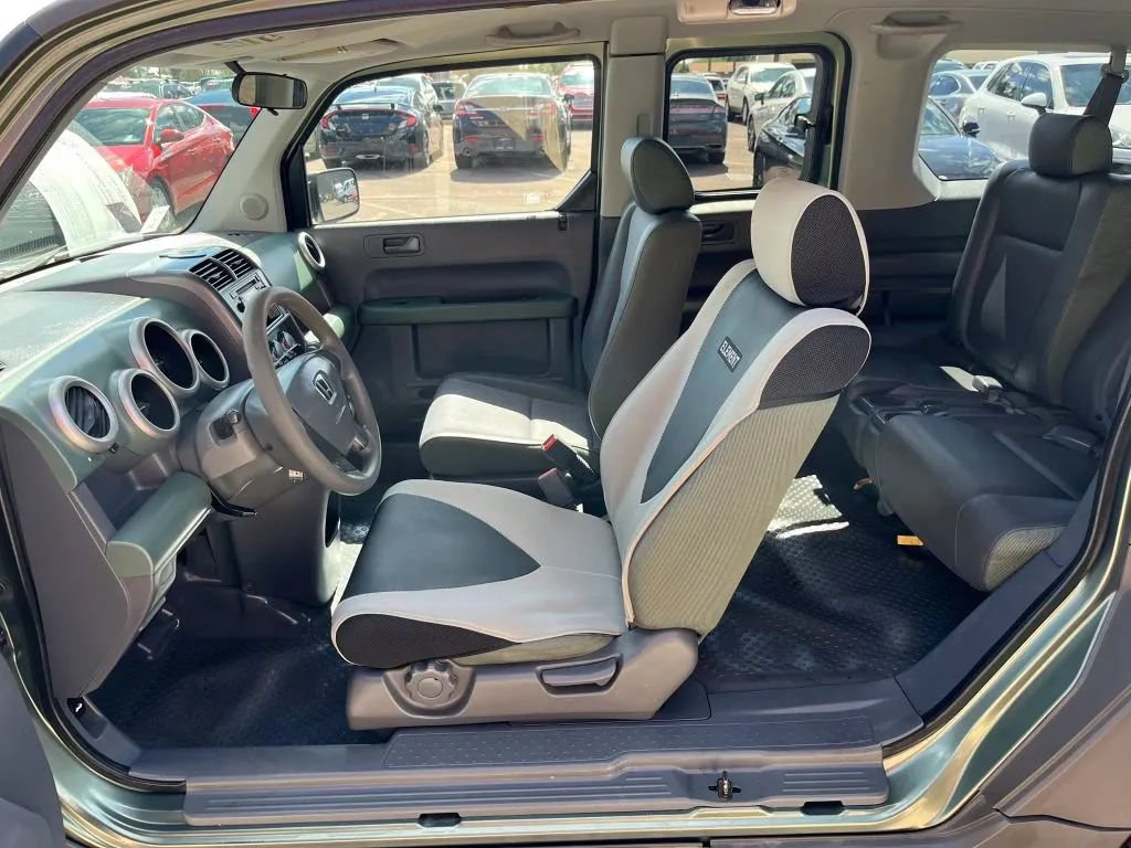 Used 2005 Honda Element LX image 10