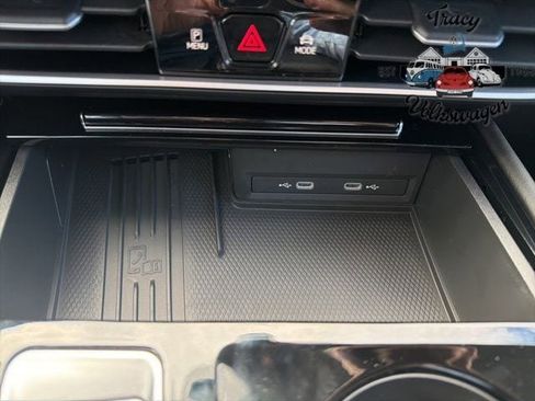 New 2026 Volkswagen Atlas SE image 12