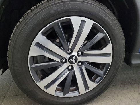 Used 2020 Mitsubishi Outlander Sport ES FWD image 31