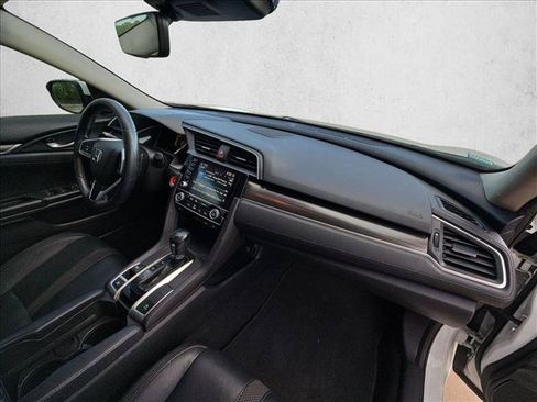 Used 2020 Honda Civic Touring image 21